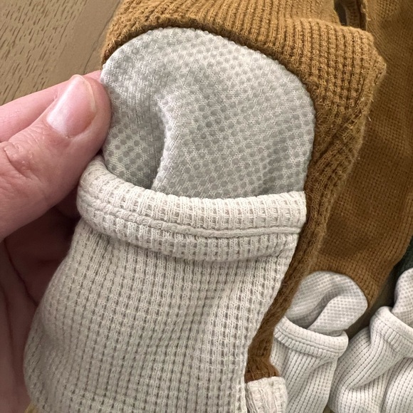 Goumi thermal pjs 12-18 months bundle - Picture 6 of 6